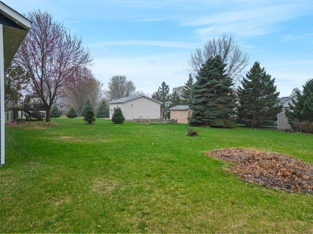 19941 Calgary Trail, Farmington, MN 55024