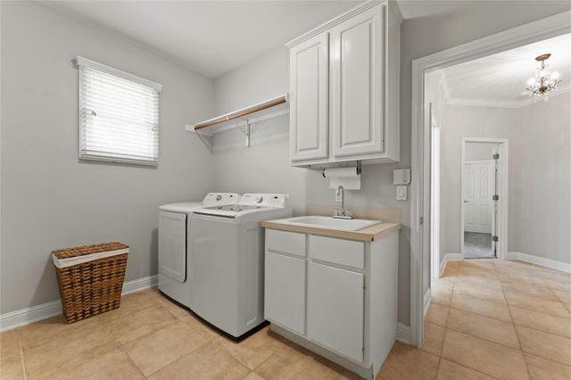 220 Mallet CT, Austin, TX 78737