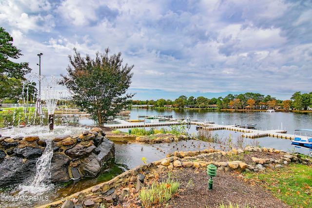 612A Lake Point Drive, Lakewood, NJ 08701