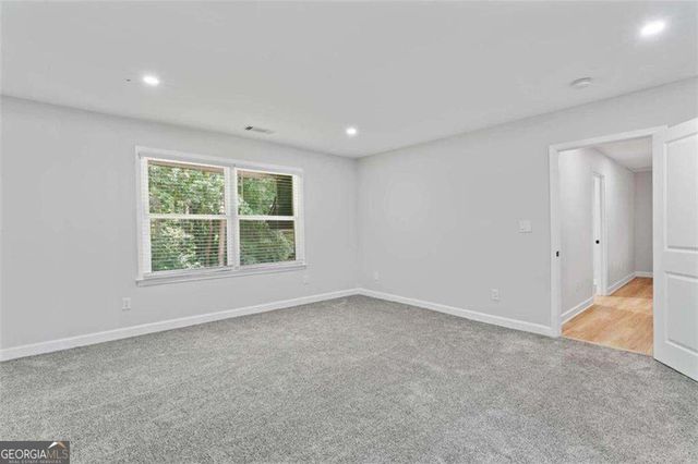 2023 Stoneleigh Drive, Stone Mountain, GA 30087