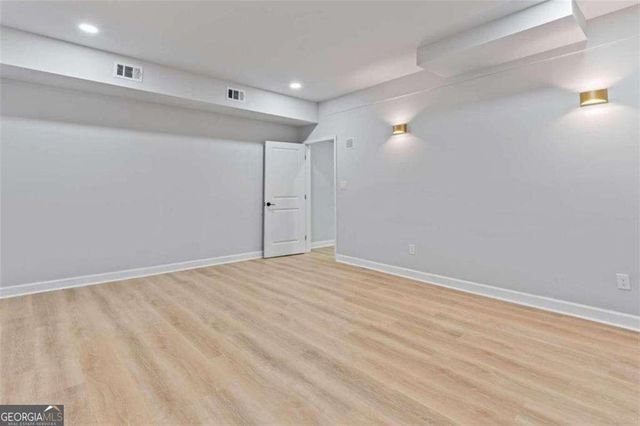 2023 Stoneleigh Drive, Stone Mountain, GA 30087