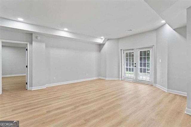 2023 Stoneleigh Drive, Stone Mountain, GA 30087