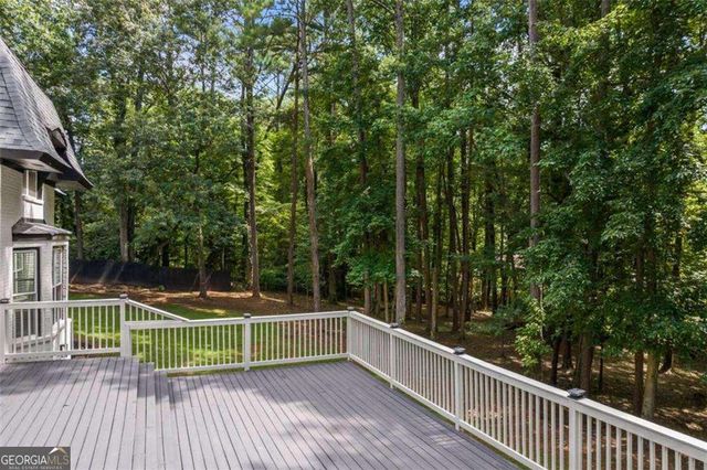 2023 Stoneleigh Drive, Stone Mountain, GA 30087