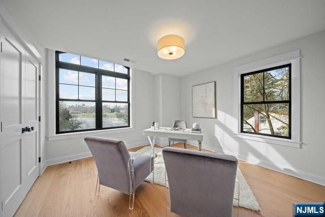 147 Central Avenue 14, Old Tappan, NJ 07675