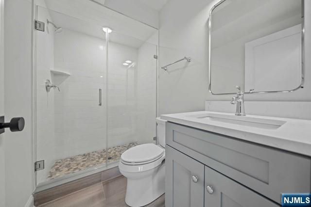 147 Central Avenue 14, Old Tappan, NJ 07675