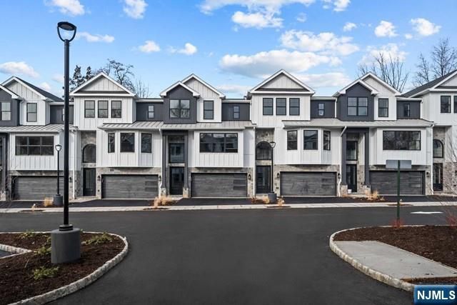 147 Central Avenue 14, Old Tappan, NJ 07675