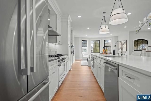 147 Central Avenue 14, Old Tappan, NJ 07675