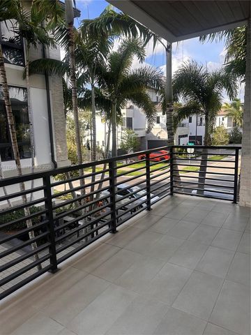 8231 NW 48th St 8231, Doral, FL 33166