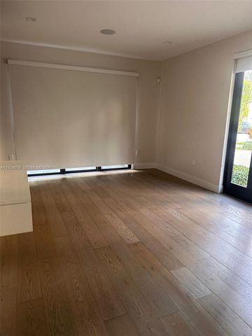 8231 NW 48th St 8231, Doral, FL 33166