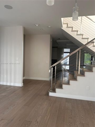 8231 NW 48th St 8231, Doral, FL 33166