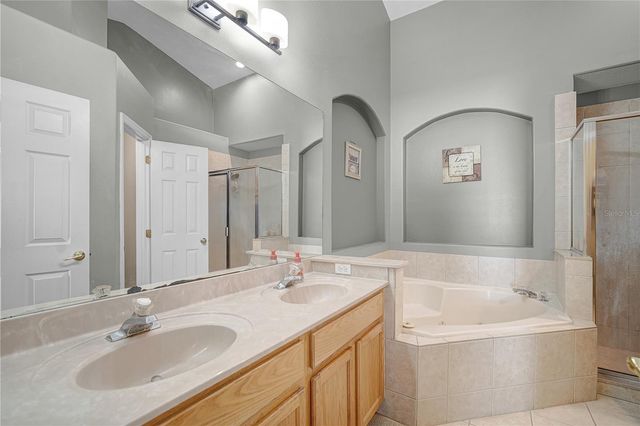 5457 LOS PALMA VISTA DRIVE, Orlando, FL 32837