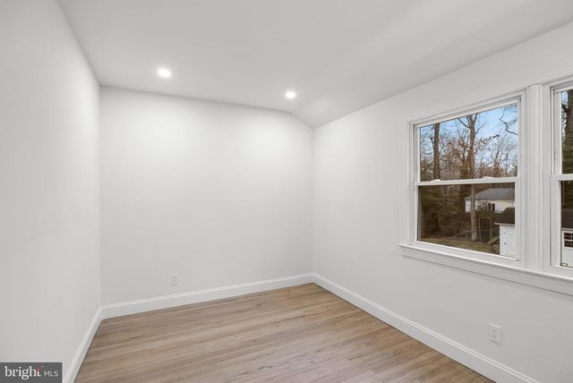 1752 LARK LN, Cherry Hill, NJ 08003