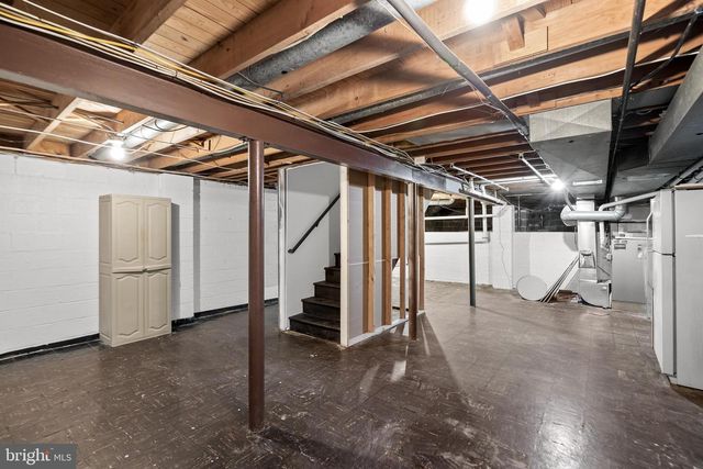 1752 LARK LN, Cherry Hill, NJ 08003