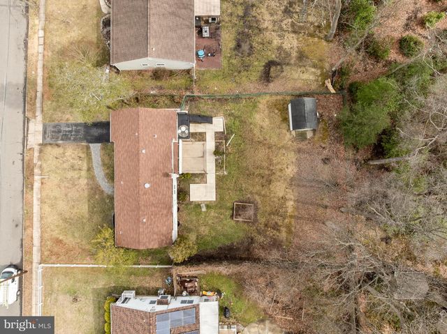 1752 LARK LN, Cherry Hill, NJ 08003