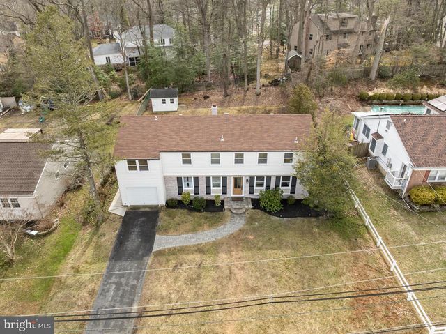 1752 LARK LN, Cherry Hill, NJ 08003