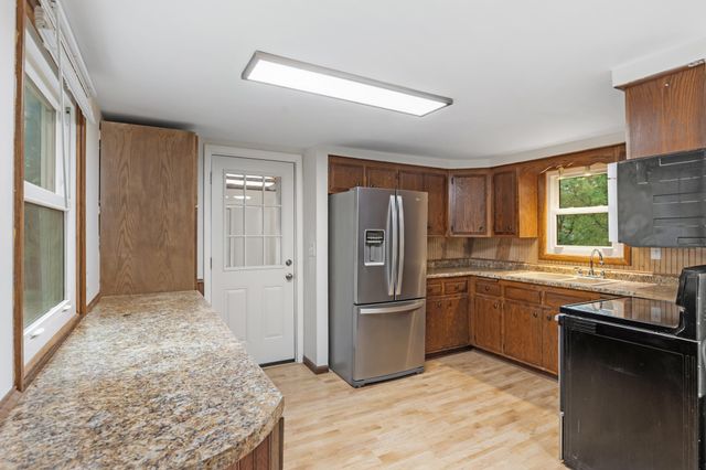 575 Hamel Road, Medina, MN 55340