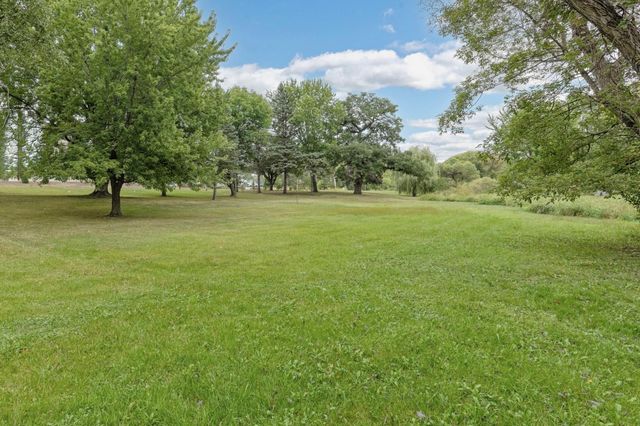 575 Hamel Road, Medina, MN 55340