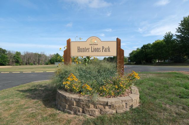 575 Hamel Road, Medina, MN 55340