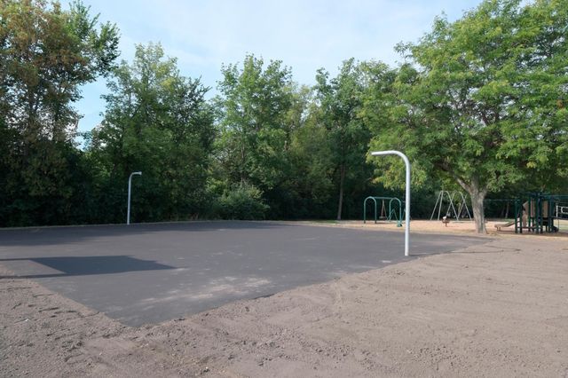 575 Hamel Road, Medina, MN 55340