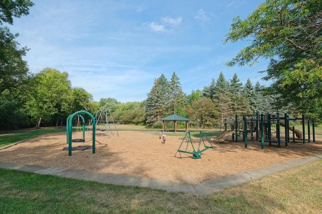 575 Hamel Road, Medina, MN 55340