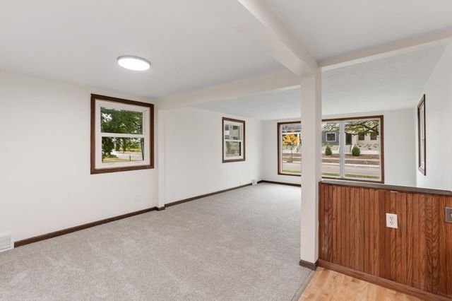 575 Hamel Road, Medina, MN 55340
