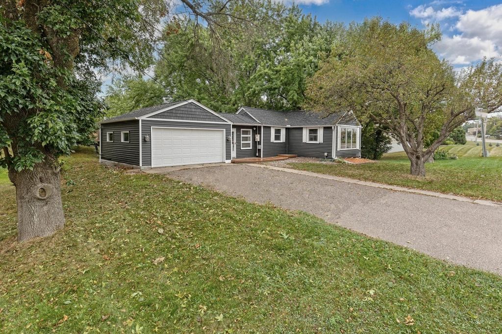 575 Hamel Road, Medina, MN 55340