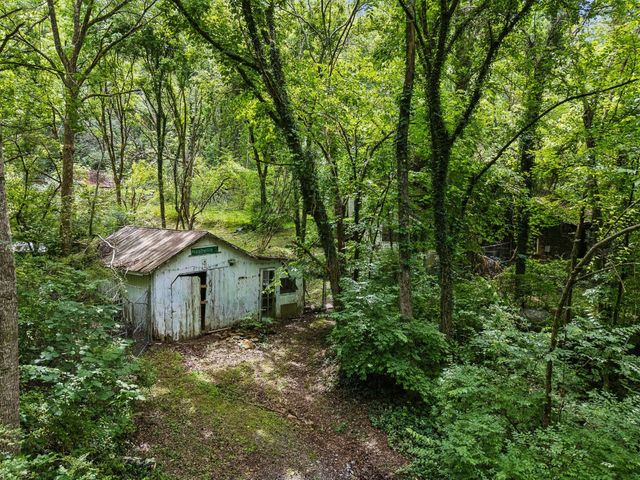8797 Highway 100, Nashville, TN 37221