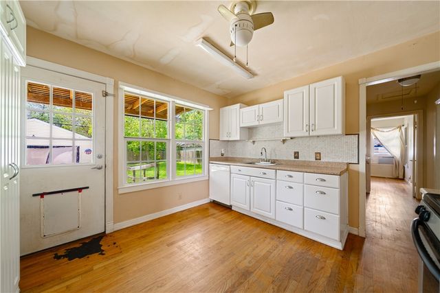 1018 Mcclendon St, Corpus Christi, TX 78404