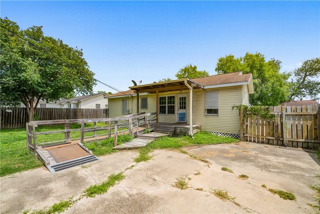 1018 Mcclendon St, Corpus Christi, TX 78404