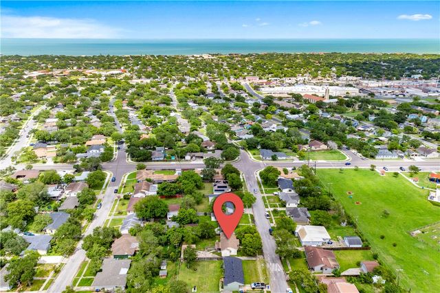 1018 Mcclendon St, Corpus Christi, TX 78404