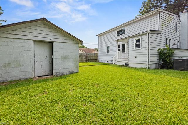 1220 Hibie ST, Norfolk, VA 23523