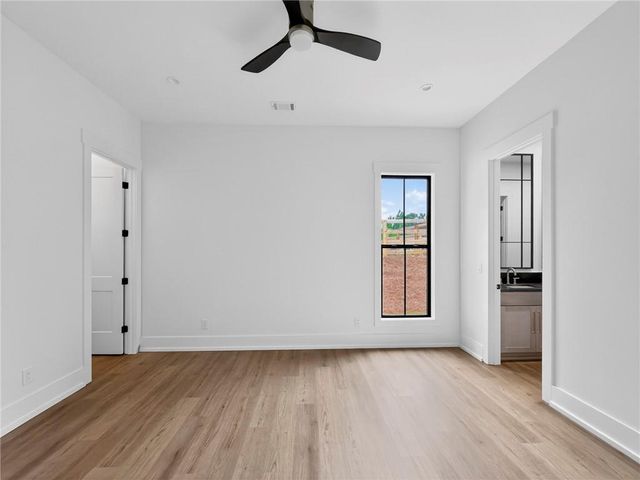 542 Palm Street, Holly Springs, GA 30115