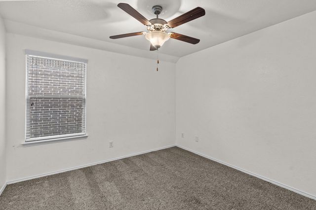 9005 Holliday Lane, Cross Roads, TX 76227