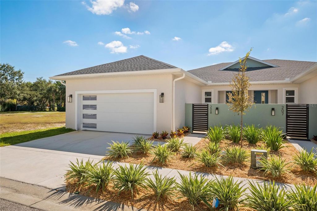 Image 25 of property listing at 199 E LIVE OAK STREET, Tarpon Springs, FL 34689