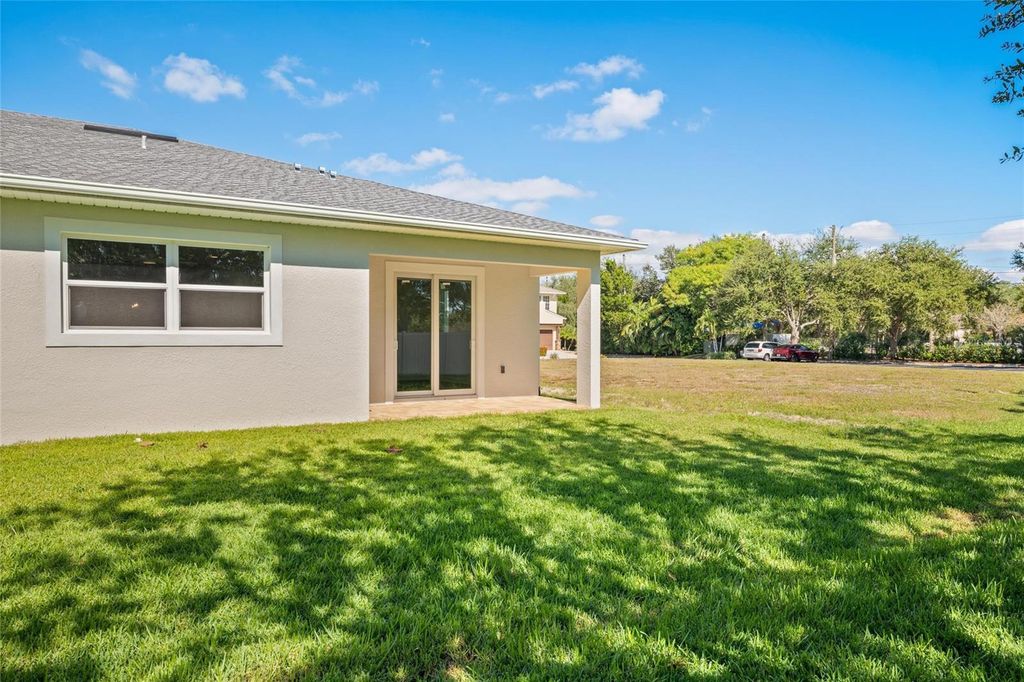 Image 34 of property listing at 199 E LIVE OAK STREET, Tarpon Springs, FL 34689