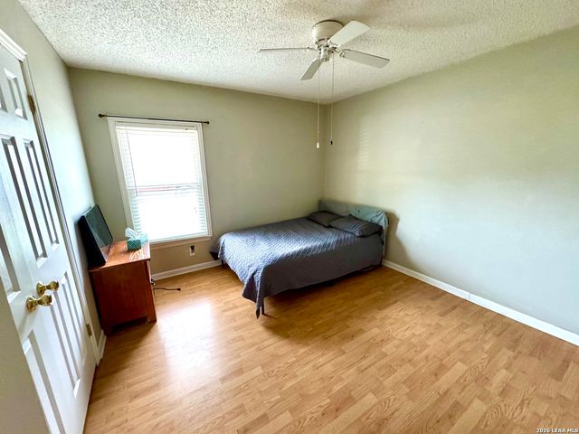 7163 SPRING GROVE ST, San Antonio, TX 78249