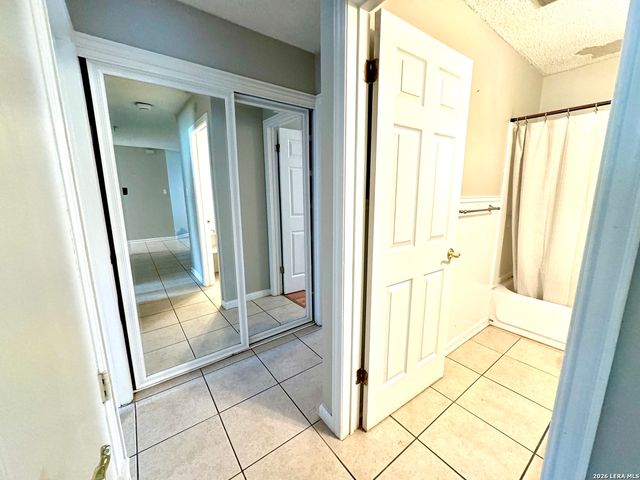 7163 SPRING GROVE ST, San Antonio, TX 78249