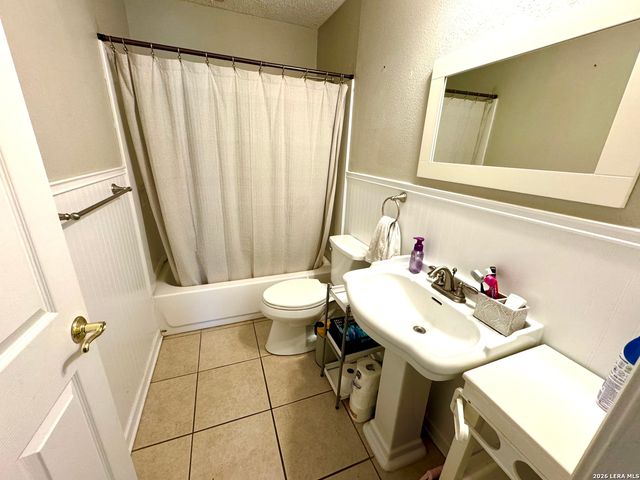 7163 SPRING GROVE ST, San Antonio, TX 78249
