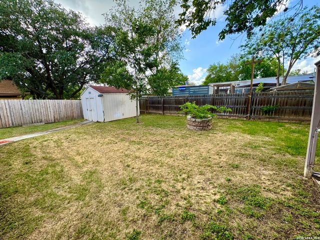 7163 SPRING GROVE ST, San Antonio, TX 78249
