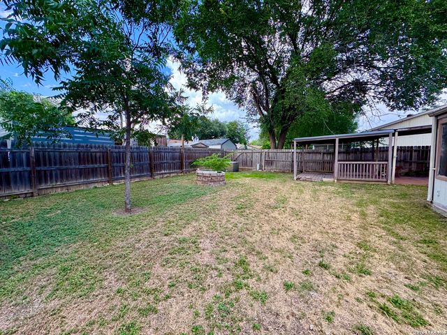 7163 SPRING GROVE ST, San Antonio, TX 78249