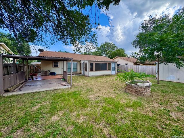 7163 SPRING GROVE ST, San Antonio, TX 78249