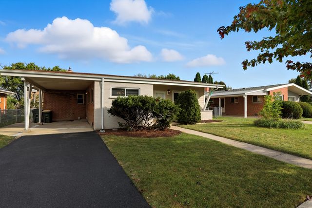 8554 W Bruce Drive, Niles, IL 60714