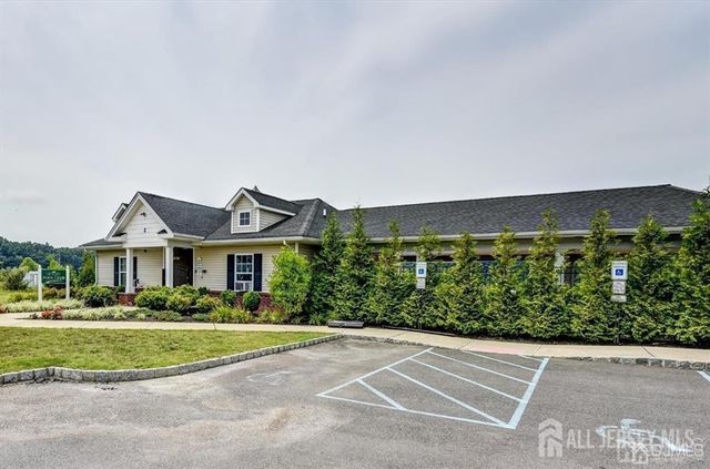 90 Morgan Way, Monroe, NJ 08831