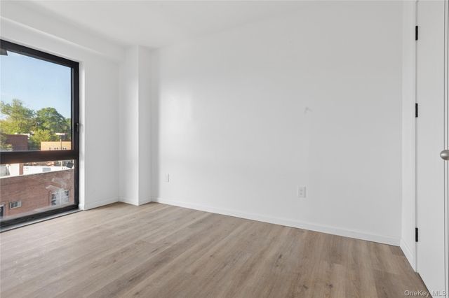 70-25 Queens Boulevard 7H, Woodside, NY 11377
