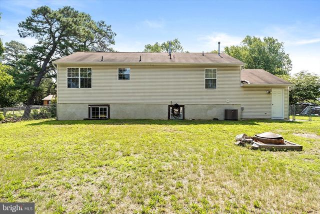 302 ALGONQUIN TRL, Browns Mills, NJ 08015