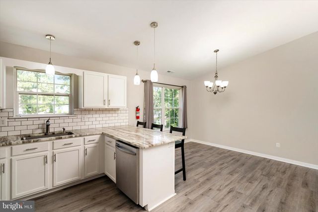 302 ALGONQUIN TRL, Browns Mills, NJ 08015