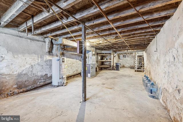 2304 NICHOLAS ST, Philadelphia, PA 19121