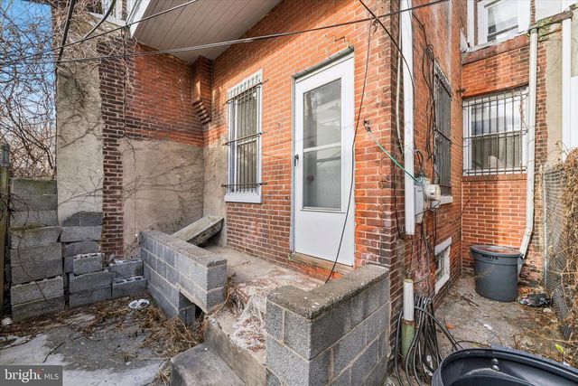 2304 NICHOLAS ST, Philadelphia, PA 19121