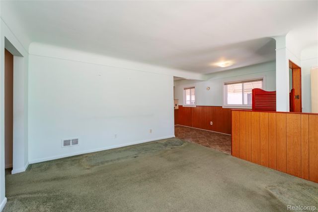 9042 Harrison Street, Livonia, MI 48150