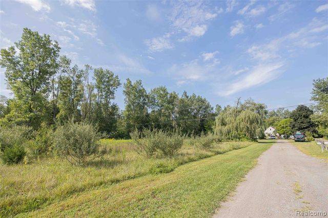 24224 Sumpter Road, Belleville, MI 48111